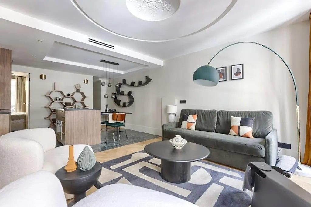 Prestige Luxury Flat 2Br 6P - Champ-Elysees Paris Apartment